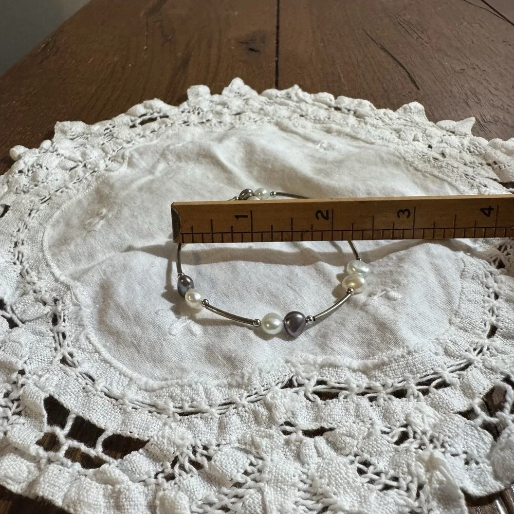 Vantel Pearls White & Silver Wrap‎ Bracelet.
